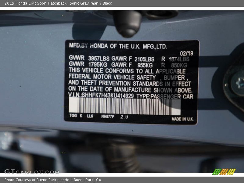 Sonic Gray Pearl / Black 2019 Honda Civic Sport Hatchback
