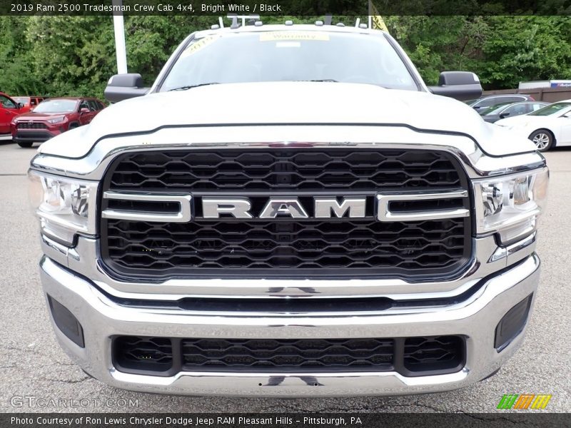 Bright White / Black 2019 Ram 2500 Tradesman Crew Cab 4x4