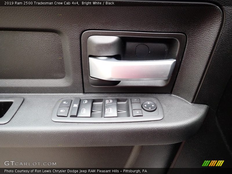 Bright White / Black 2019 Ram 2500 Tradesman Crew Cab 4x4