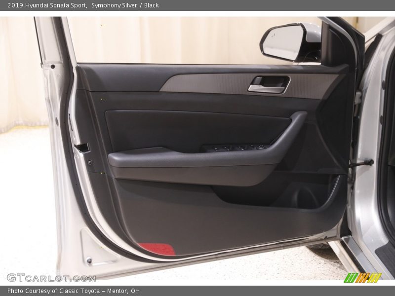 Symphony Silver / Black 2019 Hyundai Sonata Sport
