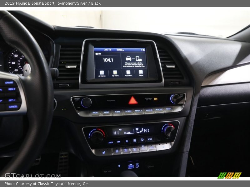 Symphony Silver / Black 2019 Hyundai Sonata Sport