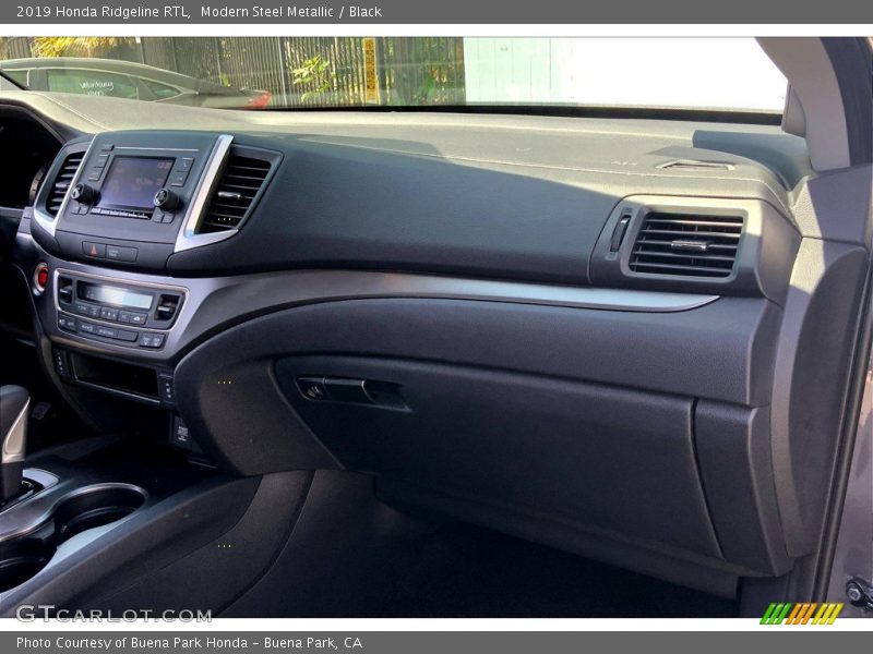 Modern Steel Metallic / Black 2019 Honda Ridgeline RTL