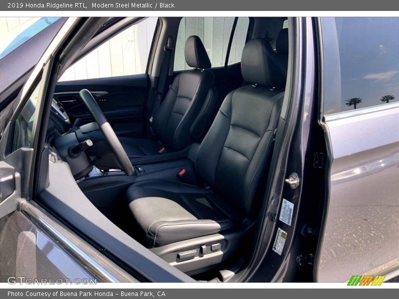 Front Seat of 2019 Ridgeline RTL