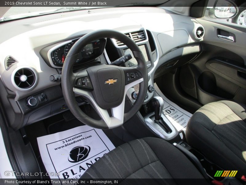 Summit White / Jet Black 2019 Chevrolet Sonic LT Sedan