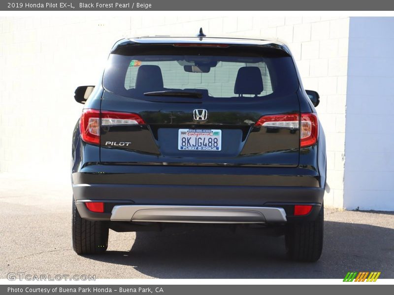 Black Forest Pearl / Beige 2019 Honda Pilot EX-L