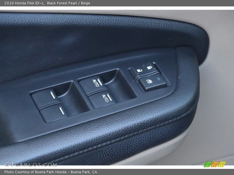 Black Forest Pearl / Beige 2019 Honda Pilot EX-L