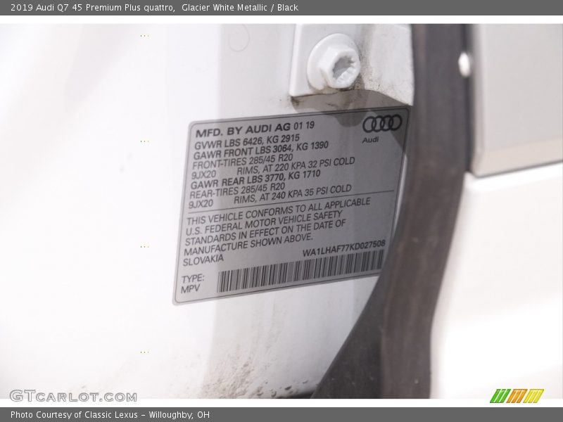 Glacier White Metallic / Black 2019 Audi Q7 45 Premium Plus quattro