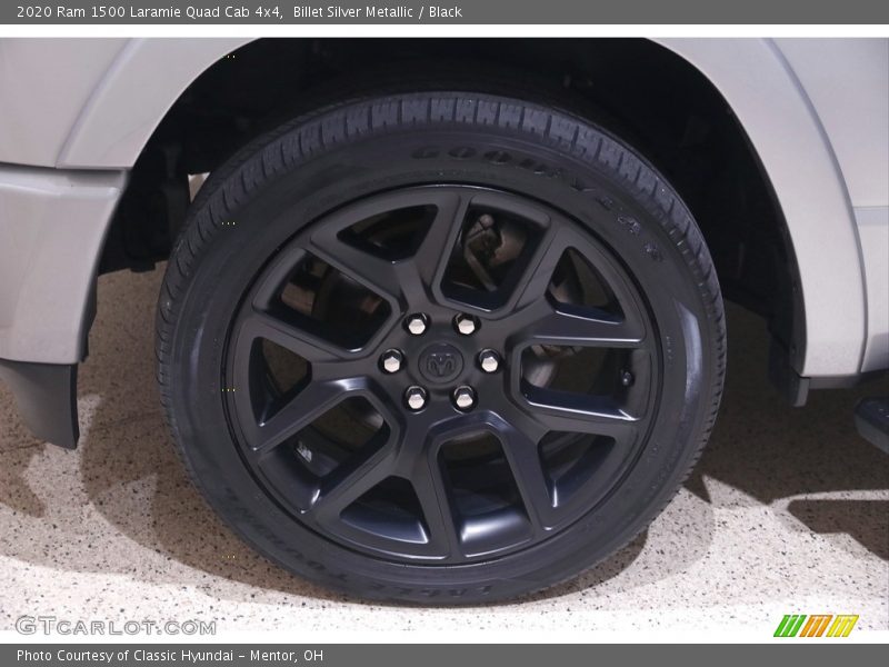 Billet Silver Metallic / Black 2020 Ram 1500 Laramie Quad Cab 4x4