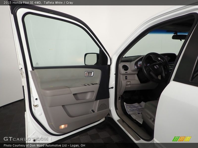 Taffeta White / Gray 2015 Honda Pilot SE 4WD