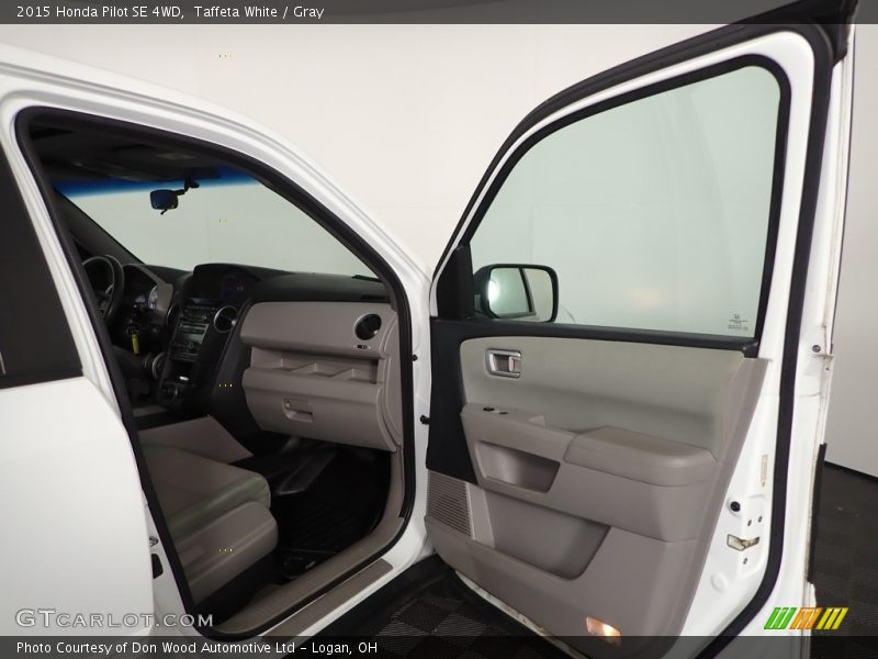Taffeta White / Gray 2015 Honda Pilot SE 4WD