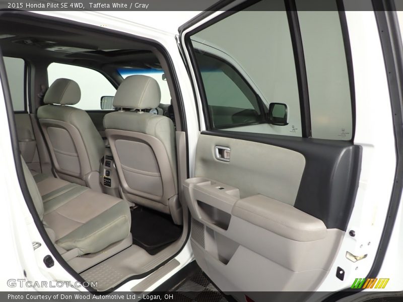 Door Panel of 2015 Pilot SE 4WD