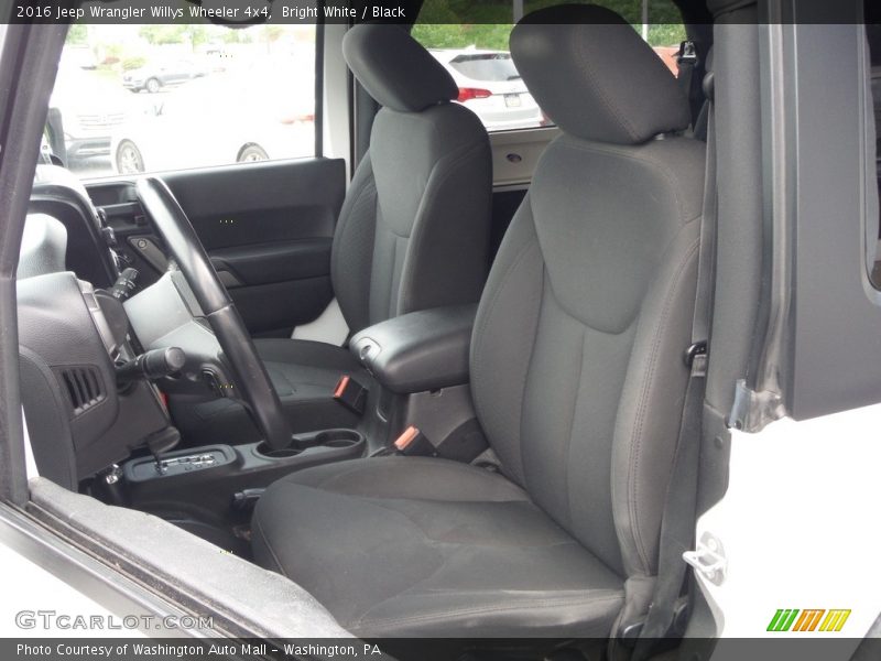 Bright White / Black 2016 Jeep Wrangler Willys Wheeler 4x4