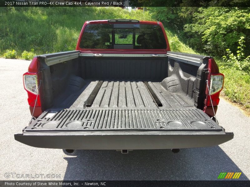 Cayenne Red / Black 2017 Nissan Titan PRO-4X Crew Cab 4x4