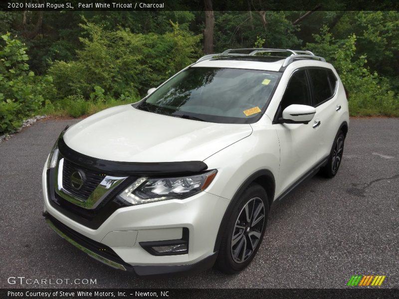 Pearl White Tricoat / Charcoal 2020 Nissan Rogue SL