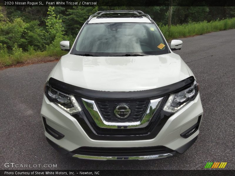Pearl White Tricoat / Charcoal 2020 Nissan Rogue SL