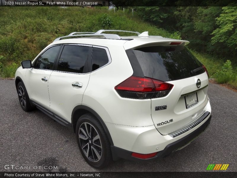 Pearl White Tricoat / Charcoal 2020 Nissan Rogue SL