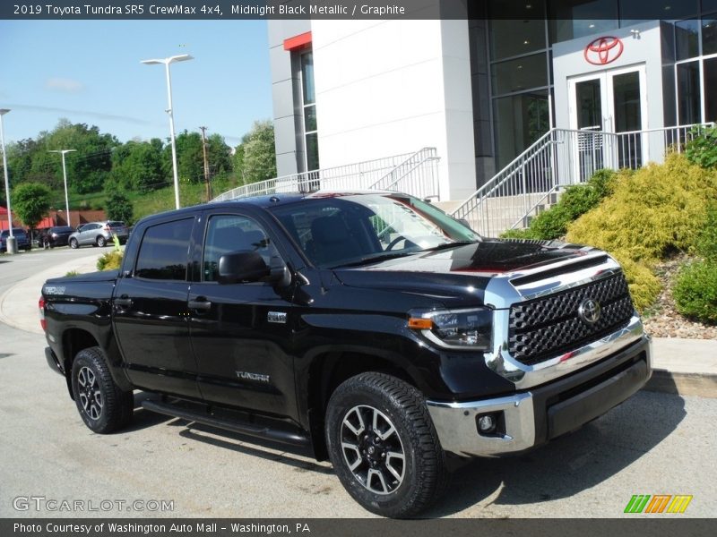 Midnight Black Metallic / Graphite 2019 Toyota Tundra SR5 CrewMax 4x4