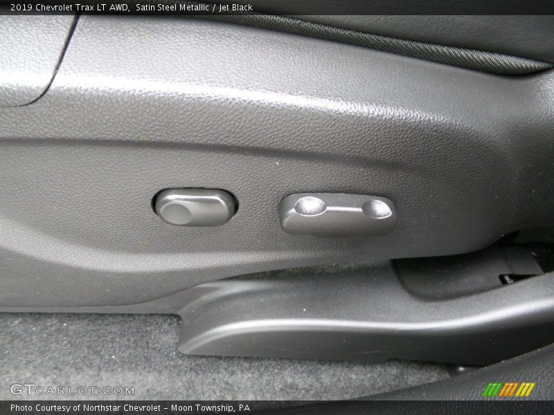 Satin Steel Metallic / Jet Black 2019 Chevrolet Trax LT AWD