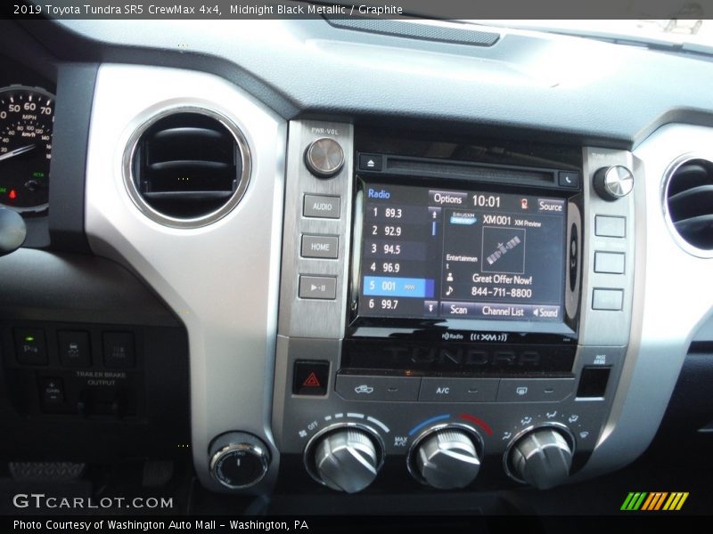 Midnight Black Metallic / Graphite 2019 Toyota Tundra SR5 CrewMax 4x4