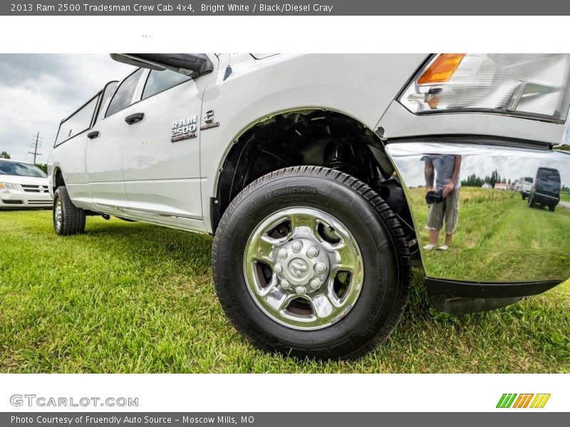 Bright White / Black/Diesel Gray 2013 Ram 2500 Tradesman Crew Cab 4x4