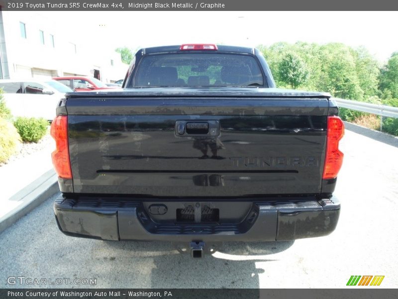 Midnight Black Metallic / Graphite 2019 Toyota Tundra SR5 CrewMax 4x4