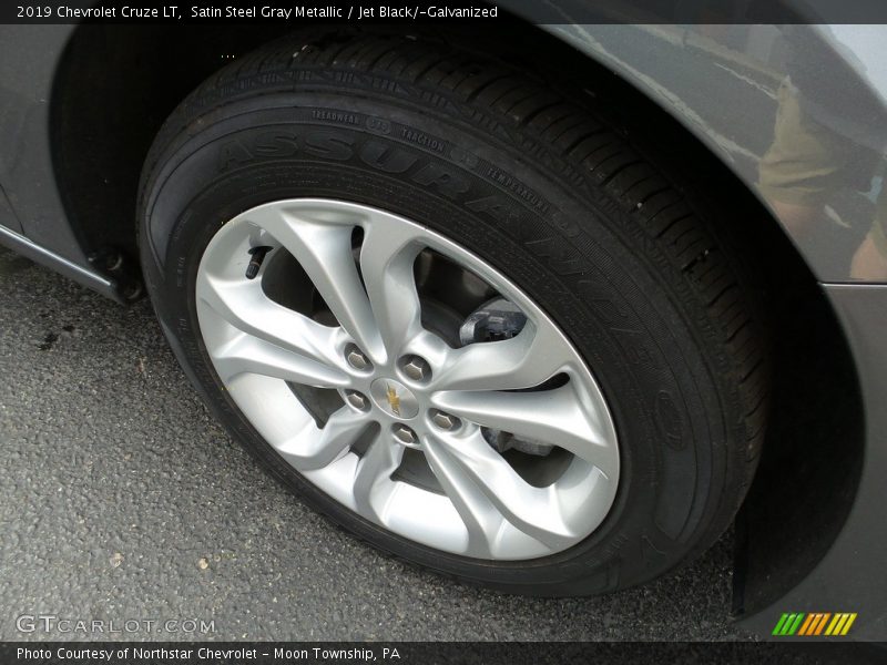 Satin Steel Gray Metallic / Jet Black/­Galvanized 2019 Chevrolet Cruze LT