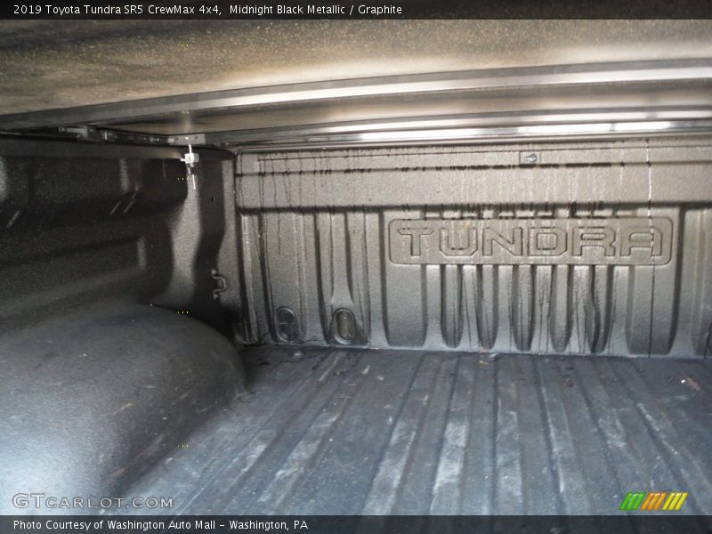 Midnight Black Metallic / Graphite 2019 Toyota Tundra SR5 CrewMax 4x4