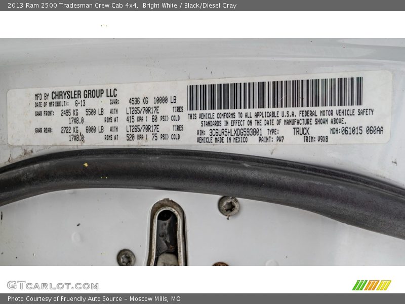 Bright White / Black/Diesel Gray 2013 Ram 2500 Tradesman Crew Cab 4x4