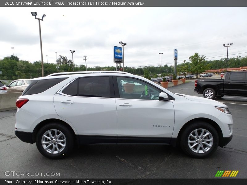 Iridescent Pearl Tricoat / Medium Ash Gray 2018 Chevrolet Equinox LT AWD