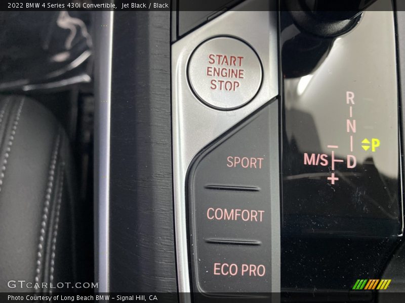 Controls of 2022 4 Series 430i Convertible
