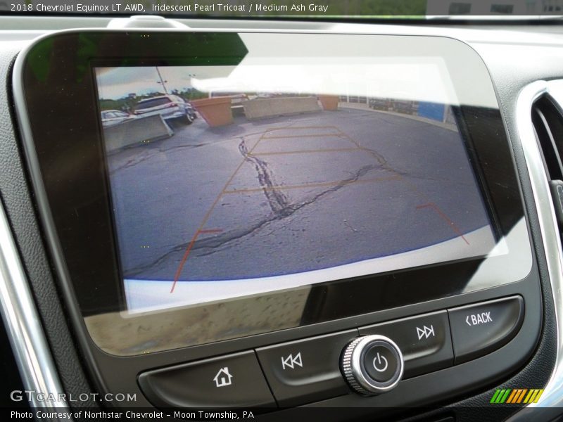 Iridescent Pearl Tricoat / Medium Ash Gray 2018 Chevrolet Equinox LT AWD