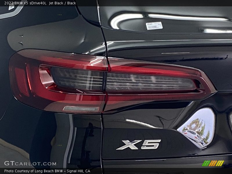 Jet Black / Black 2022 BMW X5 sDrive40i