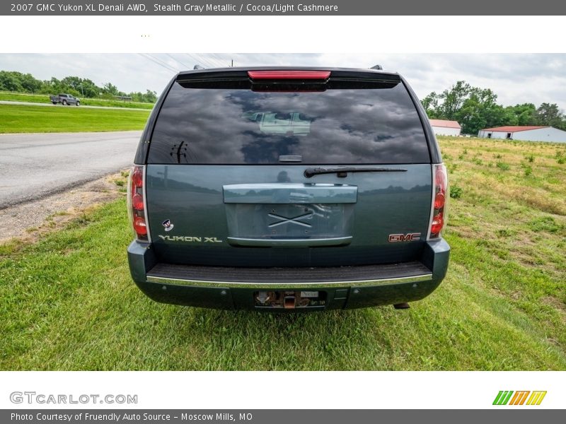 Stealth Gray Metallic / Cocoa/Light Cashmere 2007 GMC Yukon XL Denali AWD