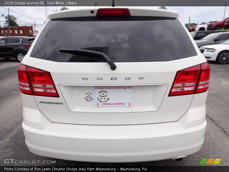 Vice White / Black 2018 Dodge Journey SE