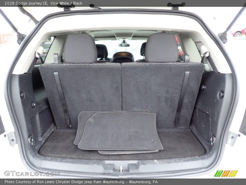Vice White / Black 2018 Dodge Journey SE