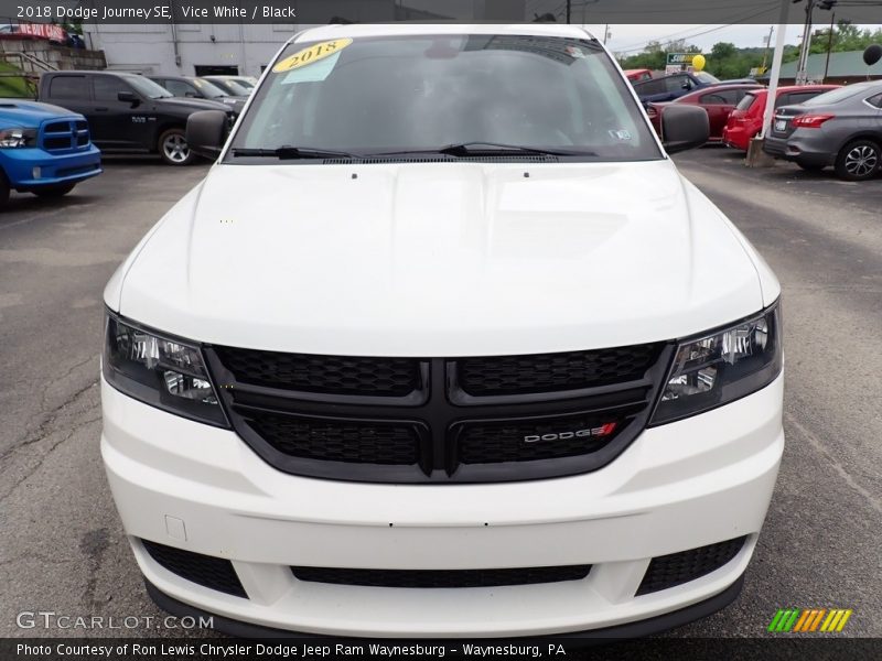 Vice White / Black 2018 Dodge Journey SE