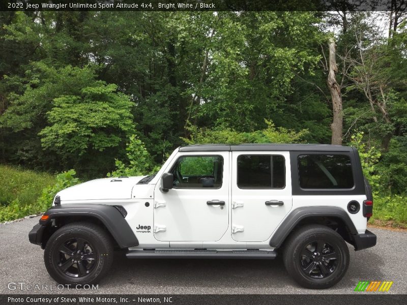 Bright White / Black 2022 Jeep Wrangler Unlimited Sport Altitude 4x4
