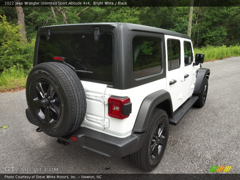 Bright White / Black 2022 Jeep Wrangler Unlimited Sport Altitude 4x4