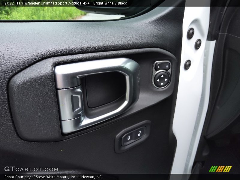 Bright White / Black 2022 Jeep Wrangler Unlimited Sport Altitude 4x4