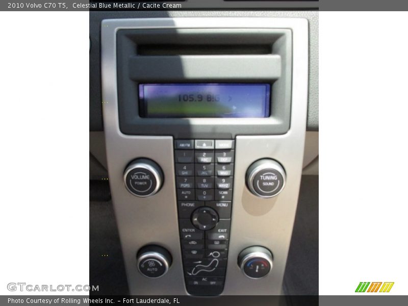 Celestial Blue Metallic / Cacite Cream 2010 Volvo C70 T5