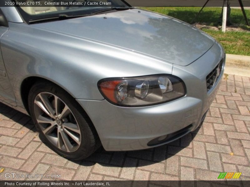 Celestial Blue Metallic / Cacite Cream 2010 Volvo C70 T5