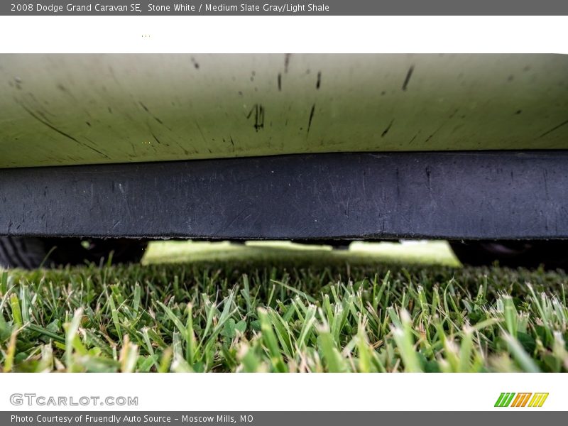 Stone White / Medium Slate Gray/Light Shale 2008 Dodge Grand Caravan SE