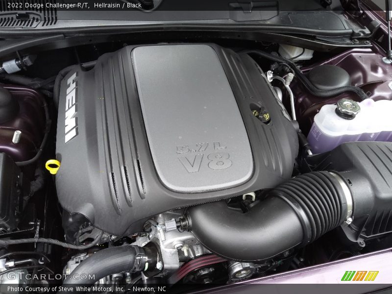 Hellraisin / Black 2022 Dodge Challenger R/T
