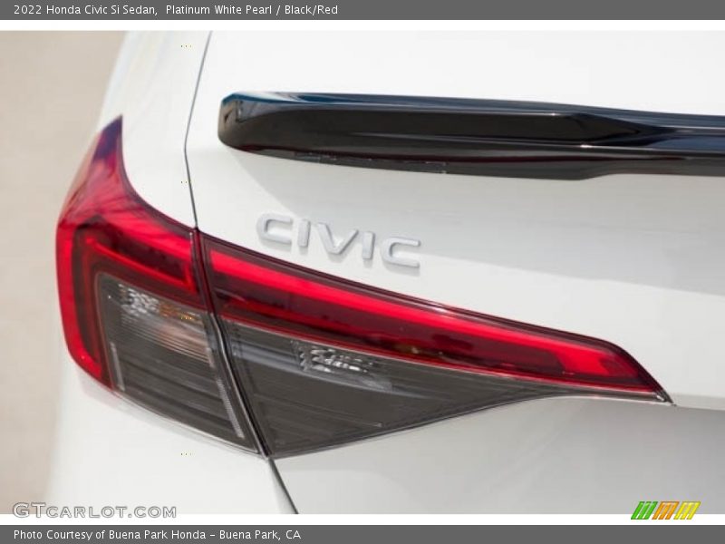  2022 Civic Si Sedan Logo