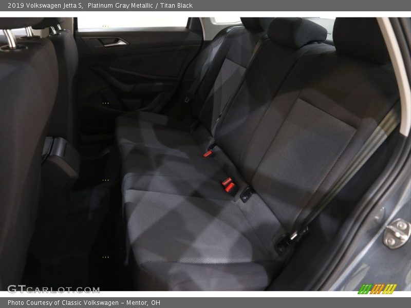 Platinum Gray Metallic / Titan Black 2019 Volkswagen Jetta S