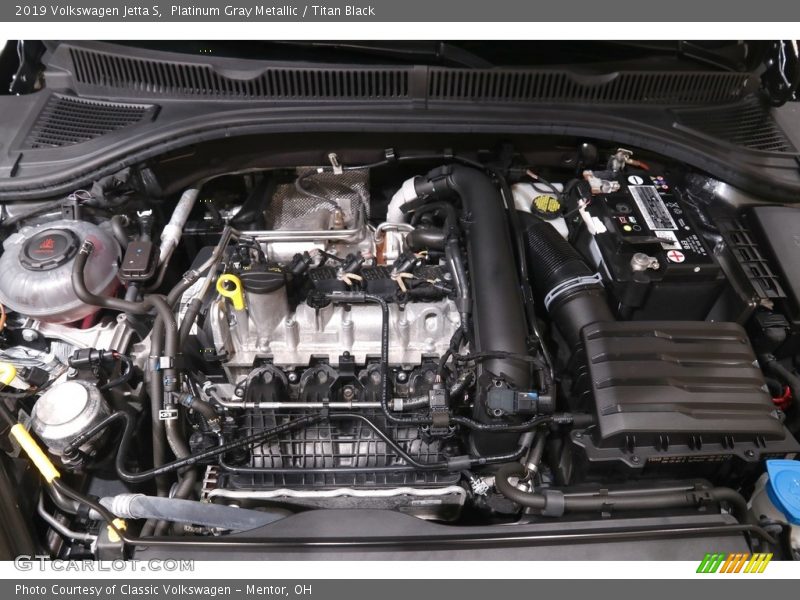 Platinum Gray Metallic / Titan Black 2019 Volkswagen Jetta S