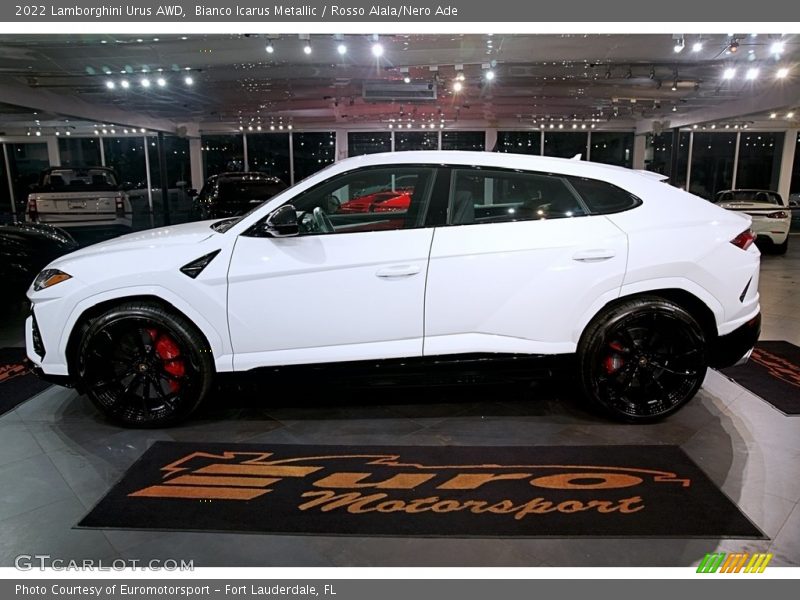 Bianco Icarus Metallic / Rosso Alala/Nero Ade 2022 Lamborghini Urus AWD