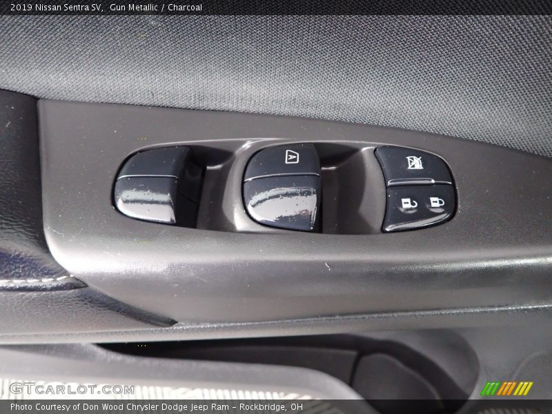 Gun Metallic / Charcoal 2019 Nissan Sentra SV