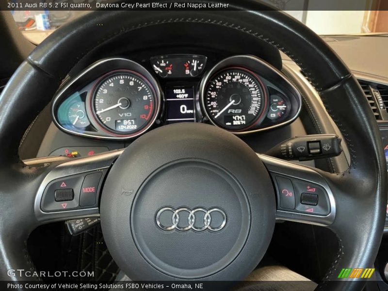  2011 R8 5.2 FSI quattro Steering Wheel