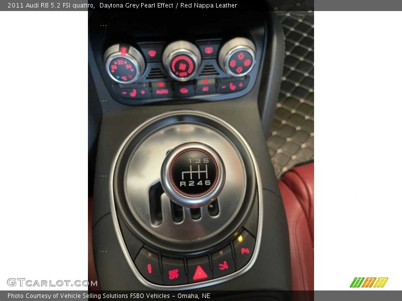  2011 R8 5.2 FSI quattro 6 Speed Manual Shifter